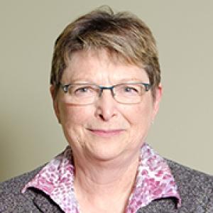 Headshot of Marilyn Taylor, member of the Alzheimer Society of Canada's Advisory Group of People with Lived Experience of Dementia.